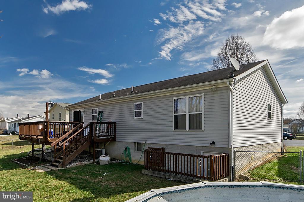 SPRINGFIELD VILLAGE - Residential