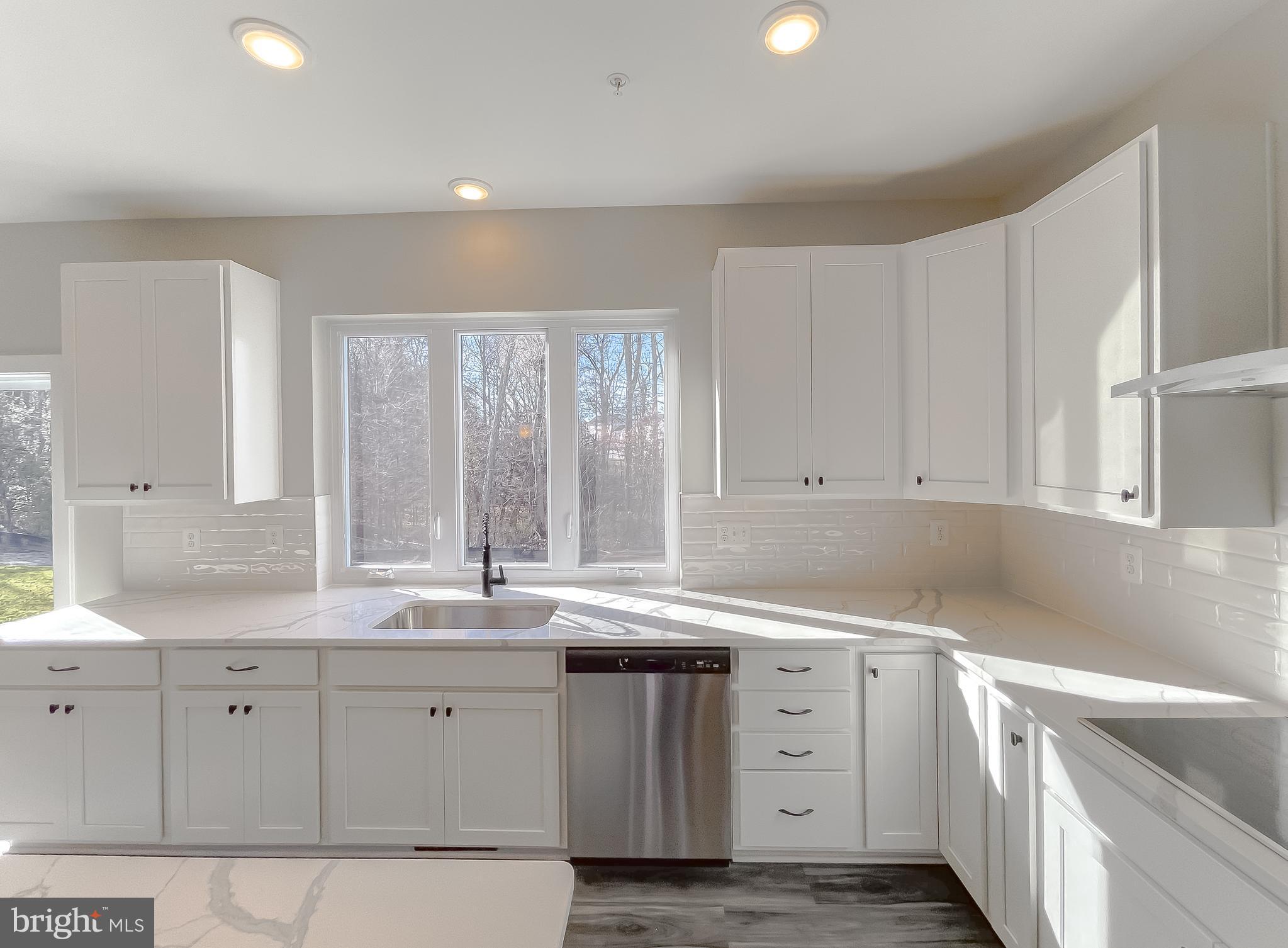 SANDY LEVEL EST SUB - Residential