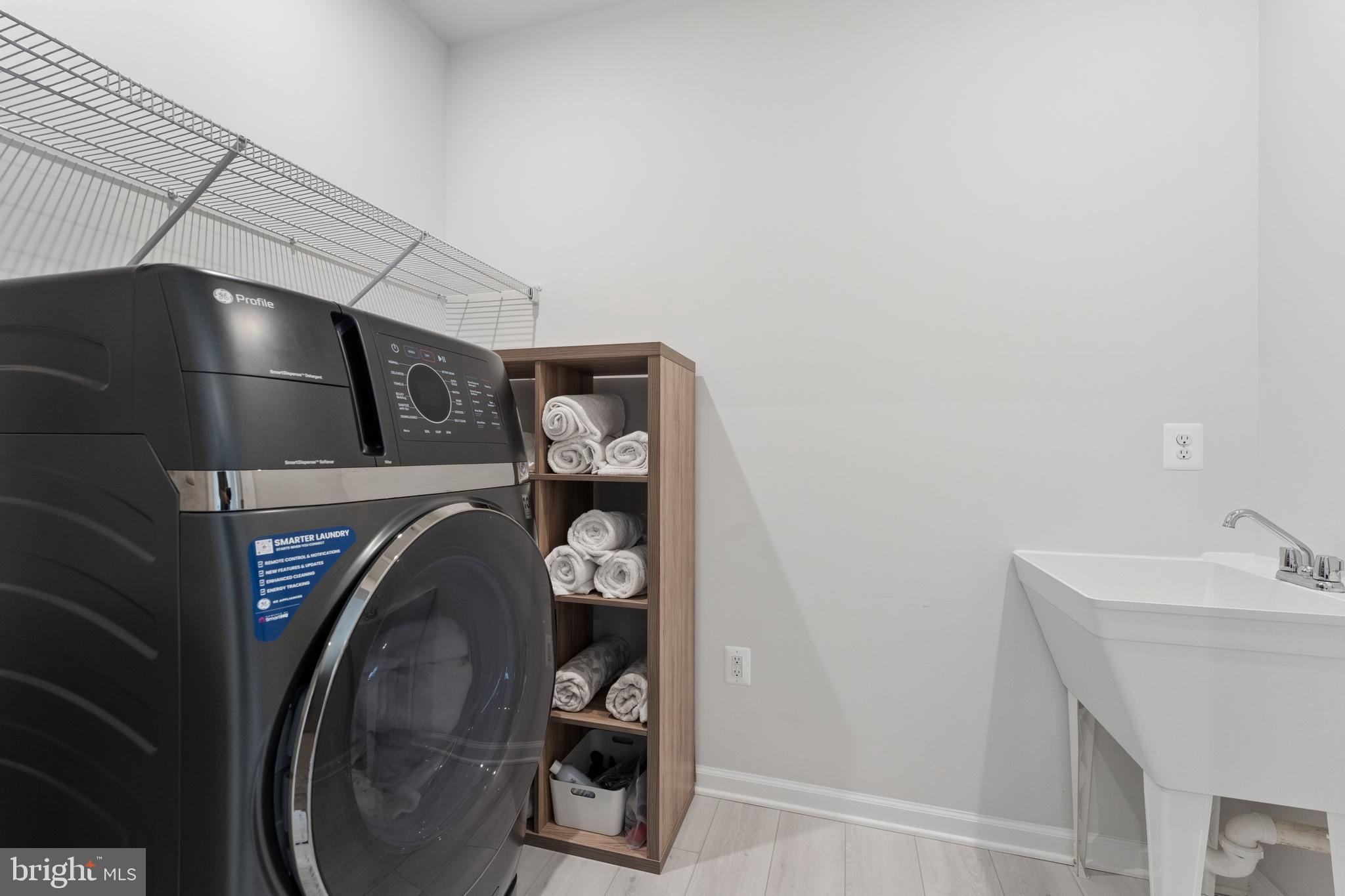 POTOMAC SHORES - Residential