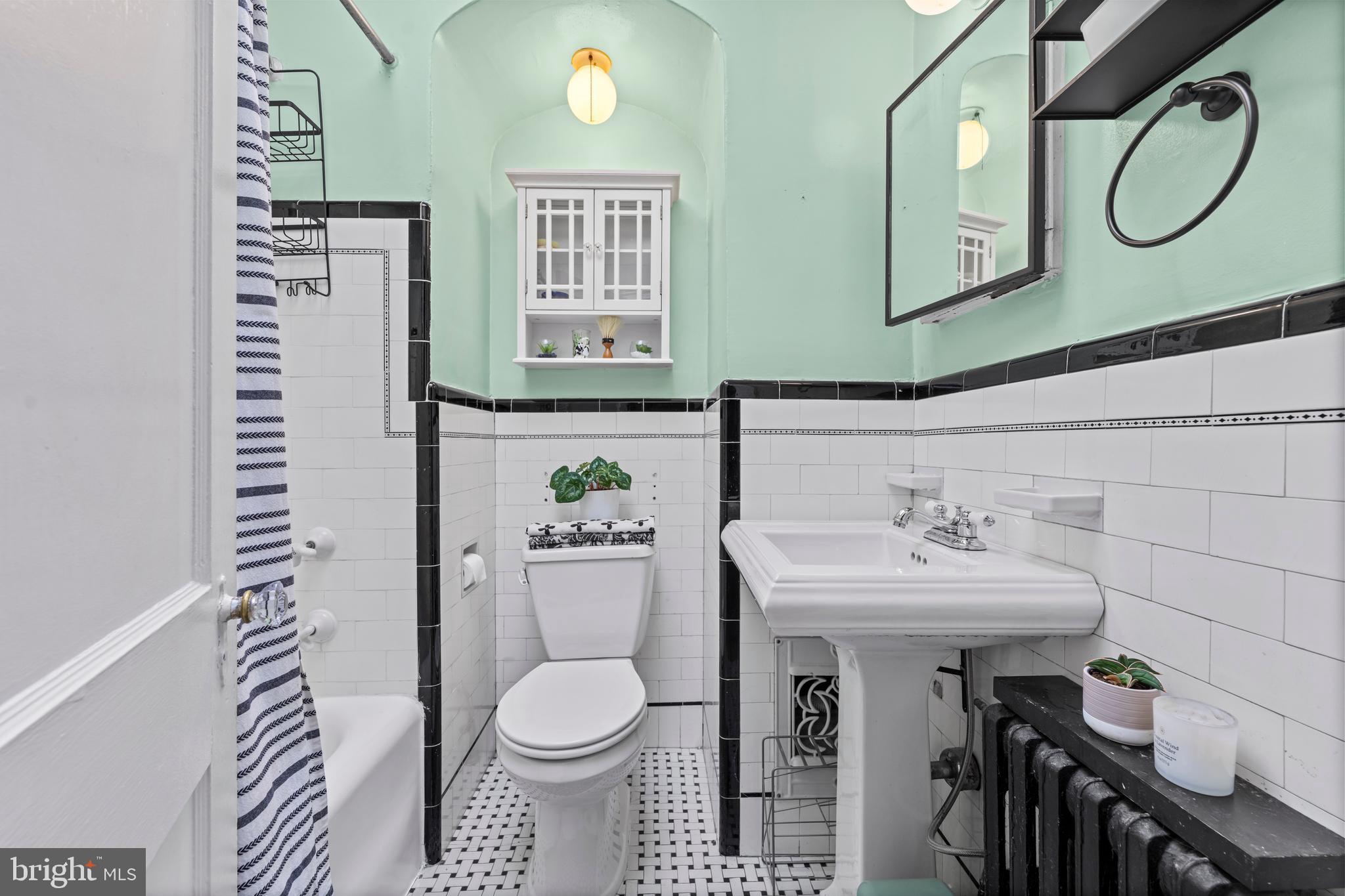 EDNOR GARDENS - LAKESIDE - Residential