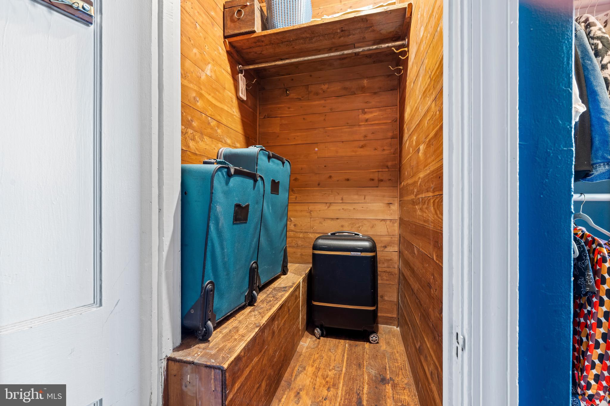 EDNOR GARDENS - LAKESIDE - Residential