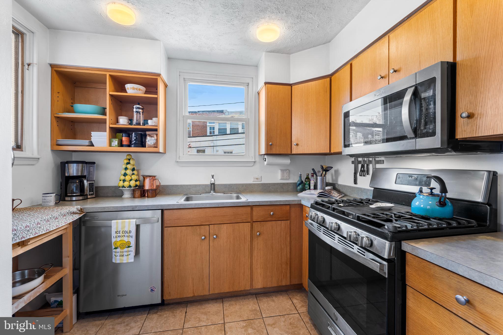 EDNOR GARDENS - LAKESIDE - Residential