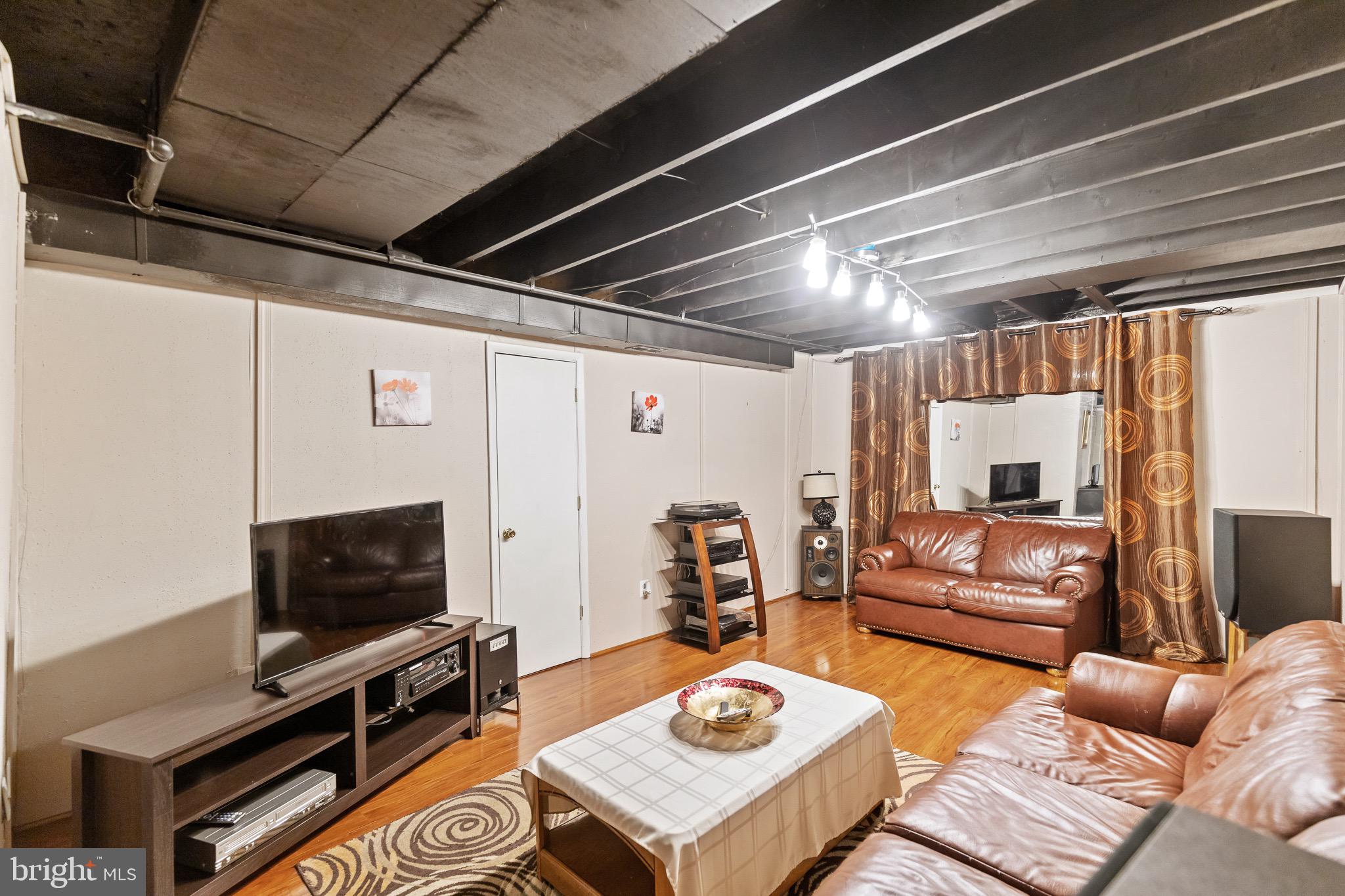 ASHLAND - Residential