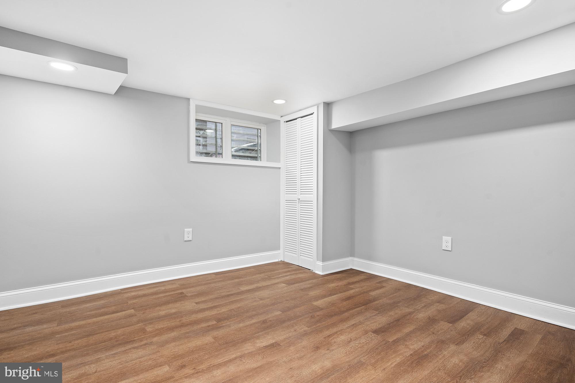 LEXINGTON - Residential