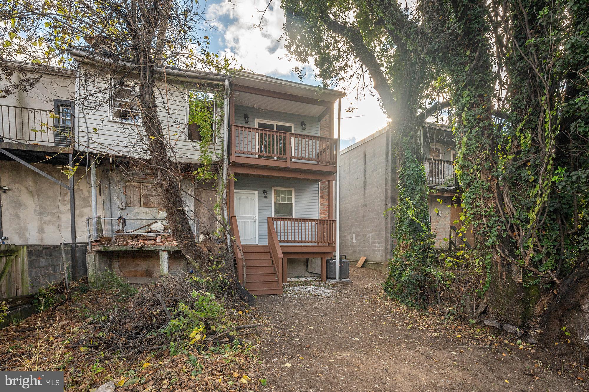 LEXINGTON - Residential