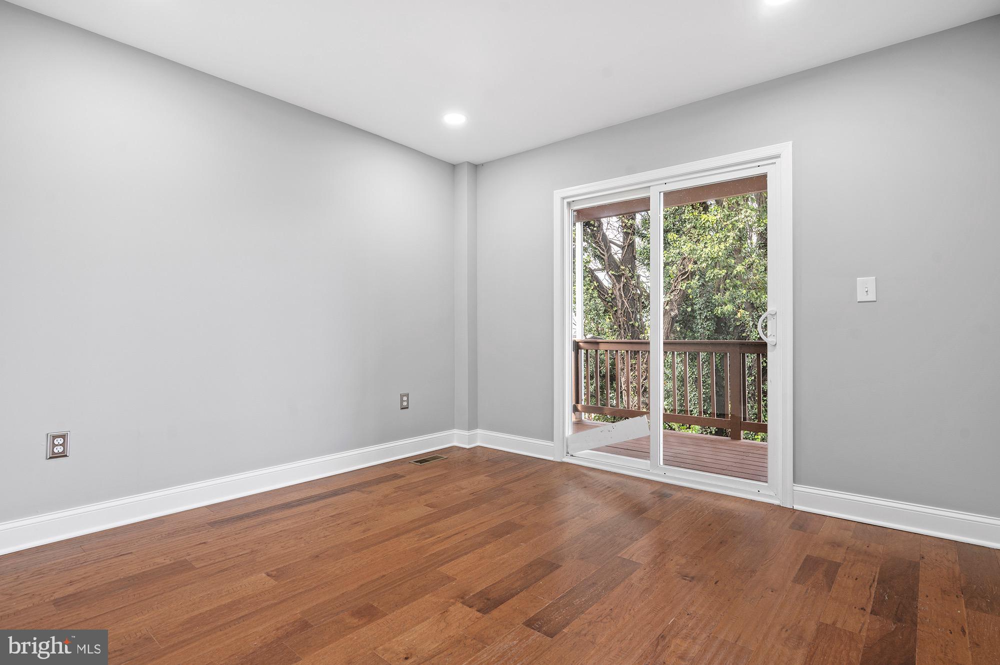 LEXINGTON - Residential