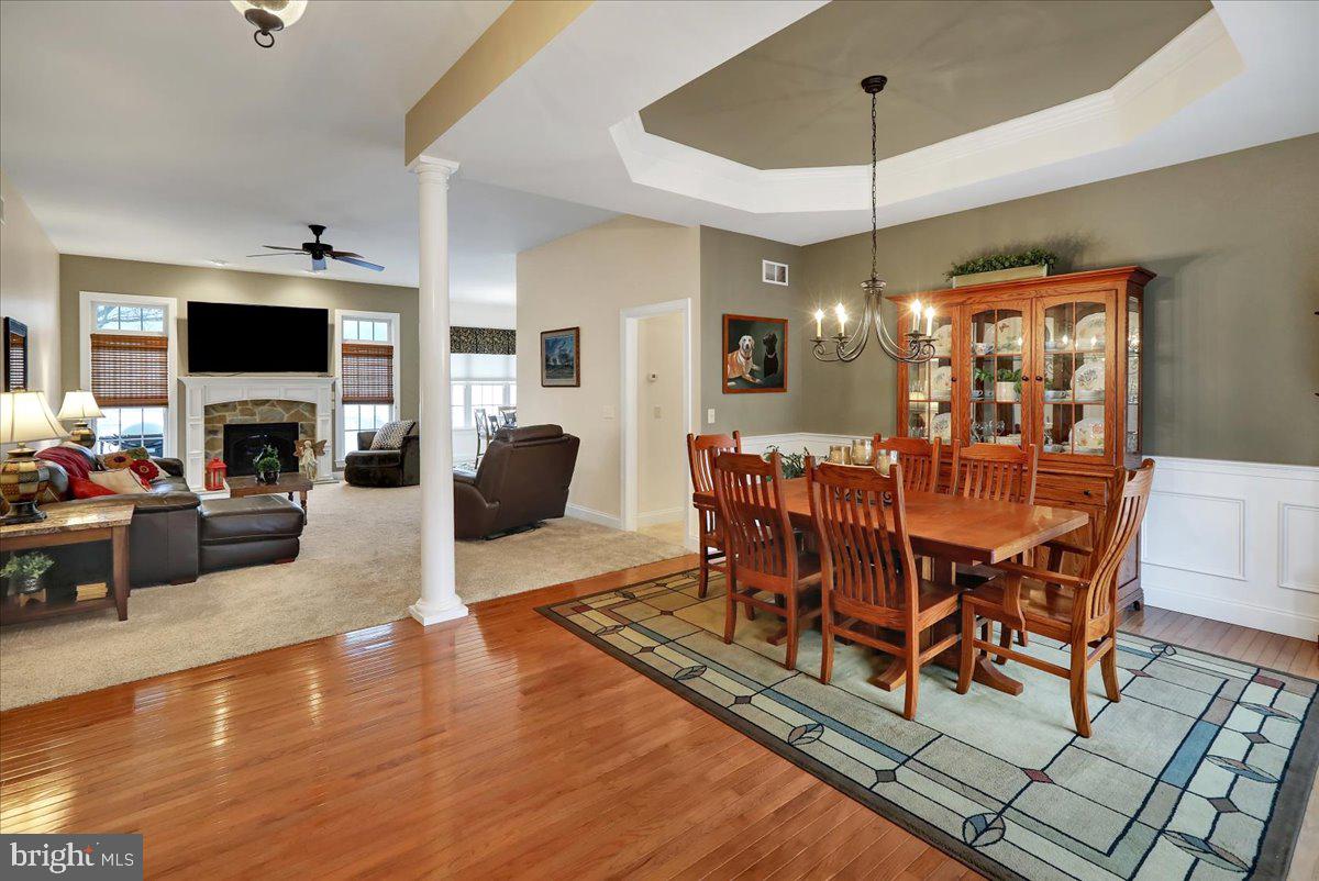 BRIAR LAKE - Residential