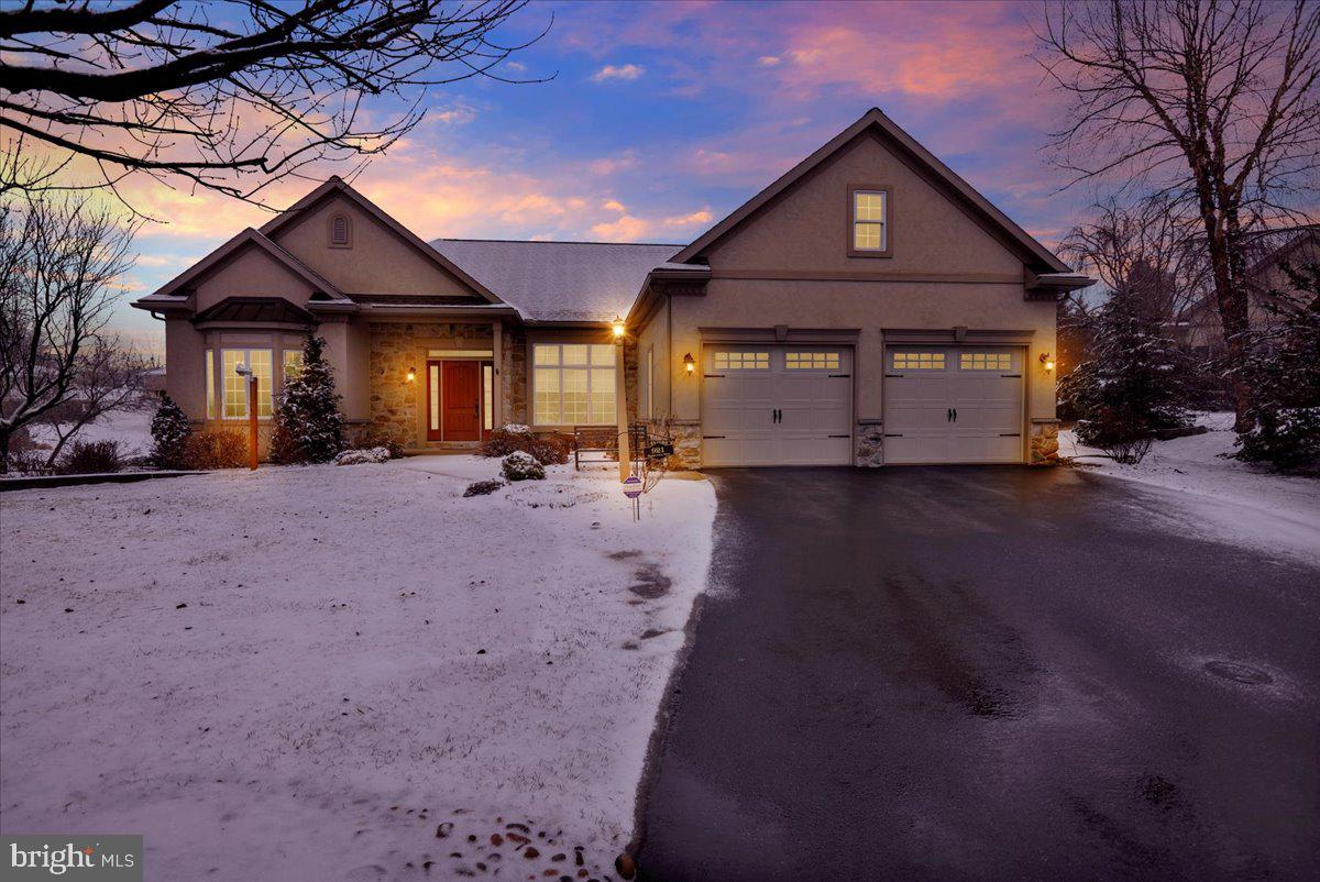 BRIAR LAKE - Residential