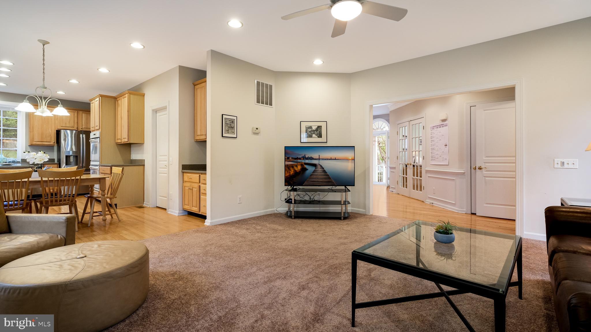 WOODMONT - Residential