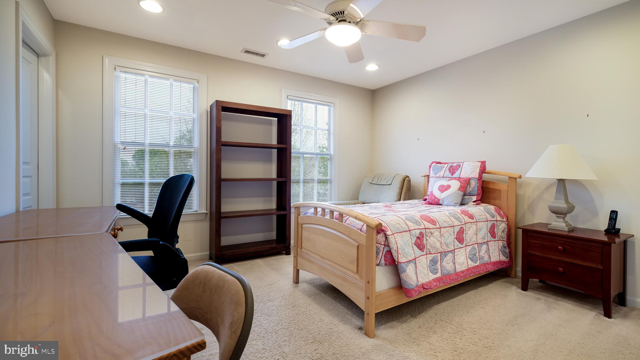 WOODMONT - Residential