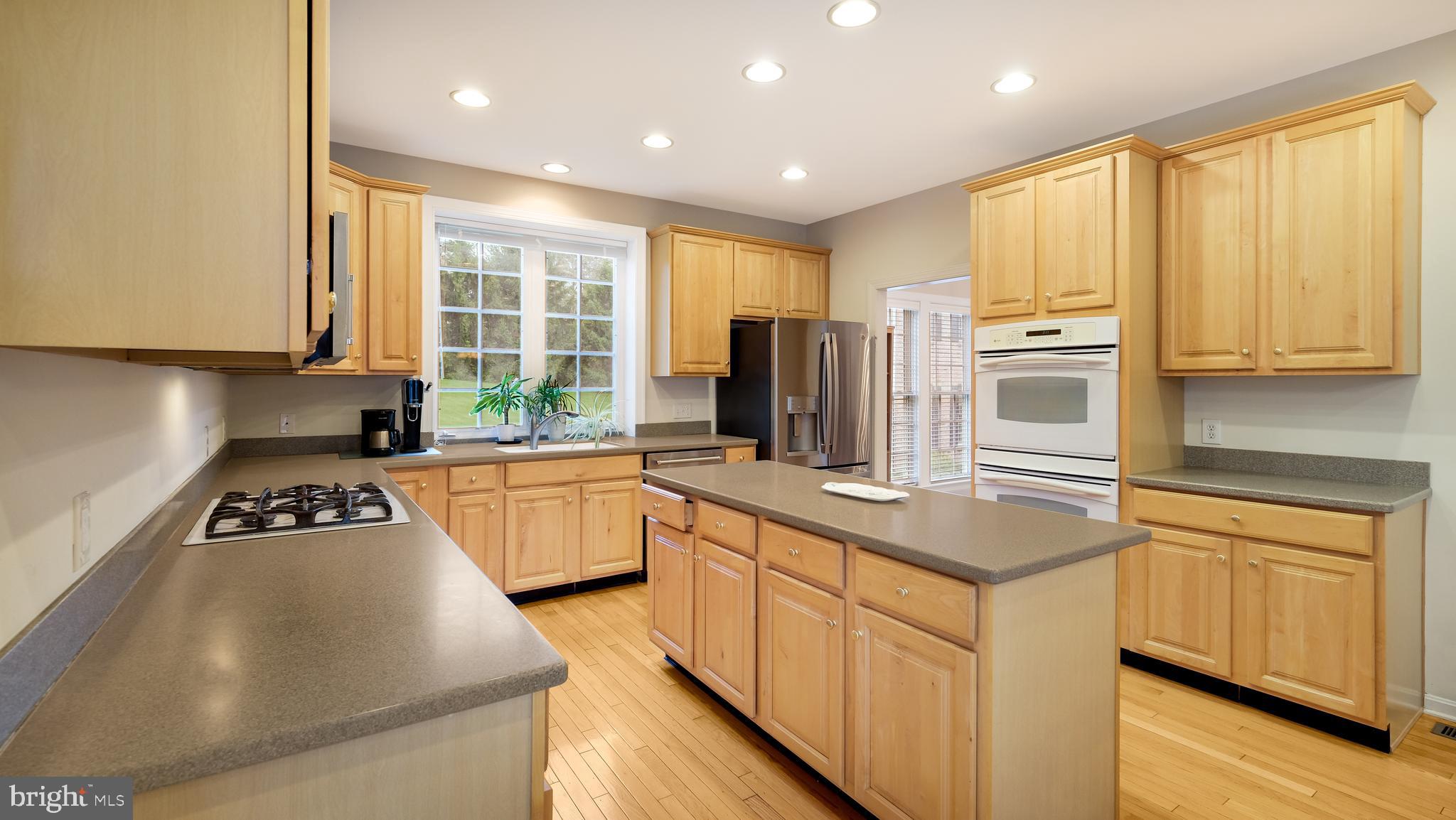 WOODMONT - Residential