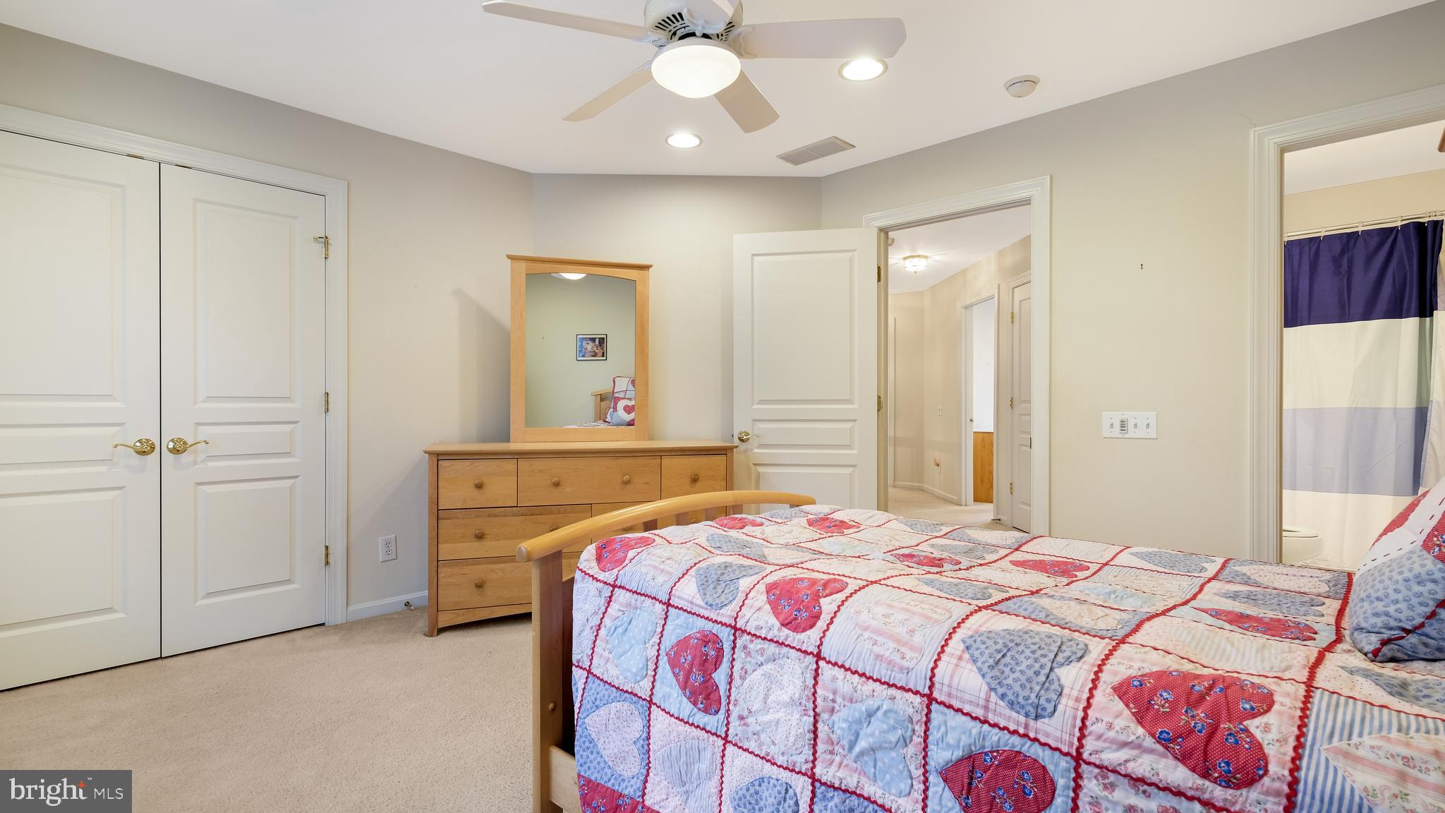 WOODMONT - Residential