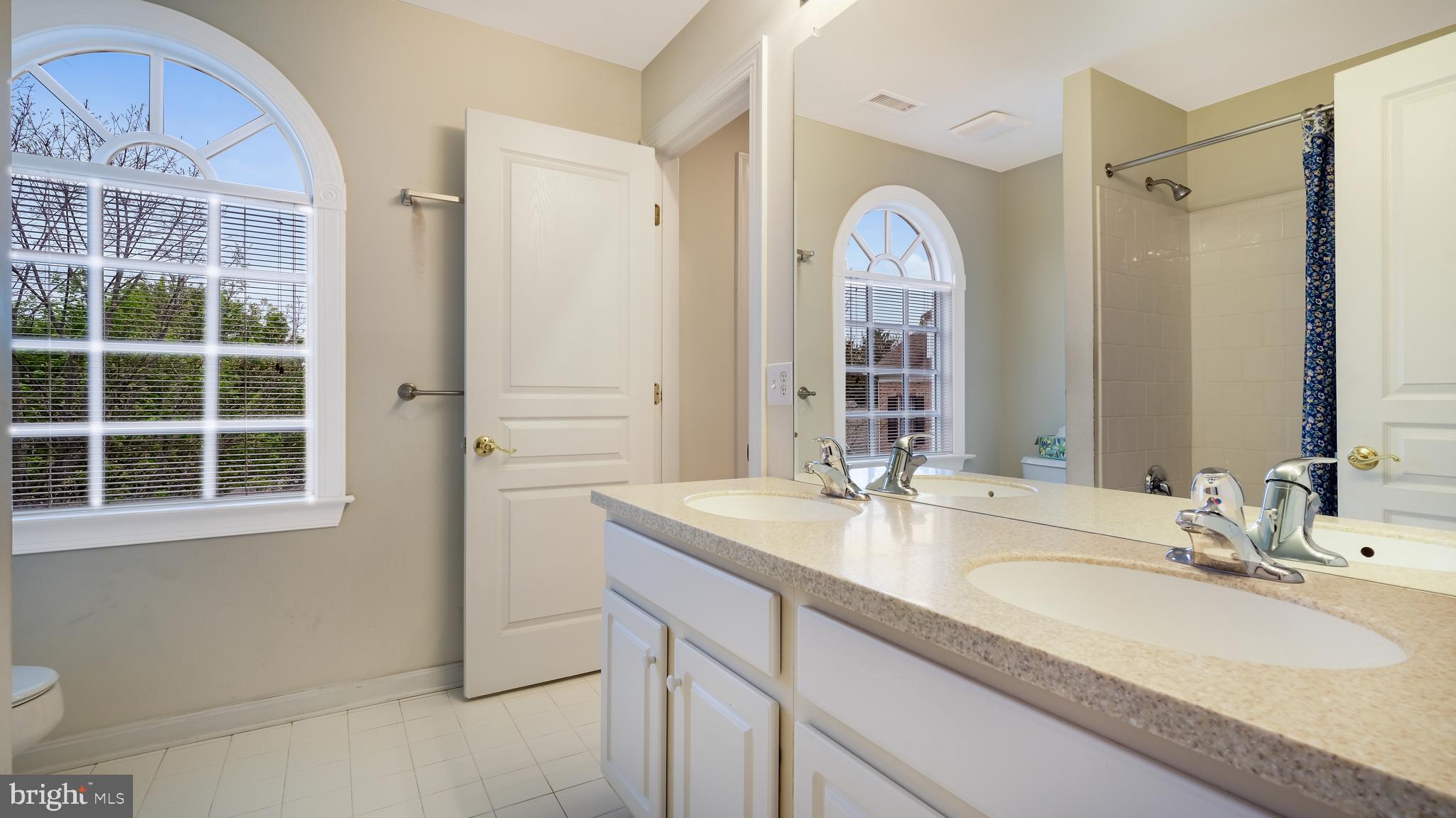 WOODMONT - Residential