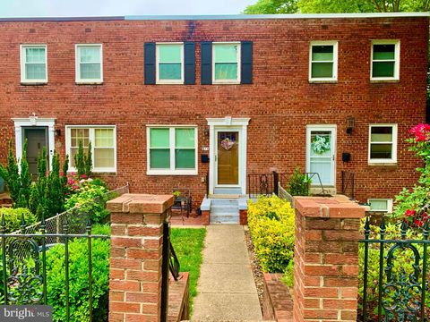 615 S HENRY STREET ALEXANDRIA VA 22314