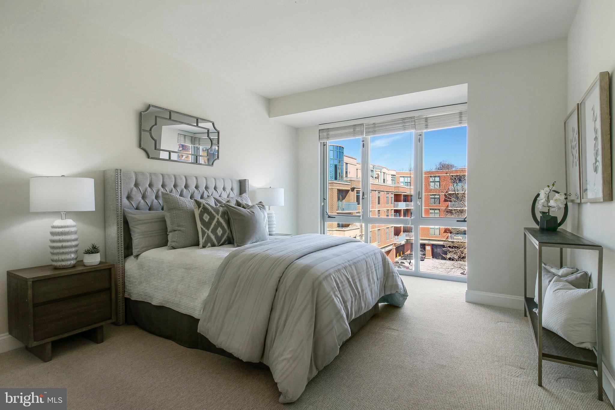 FALLS CHURCH CITY - Residential