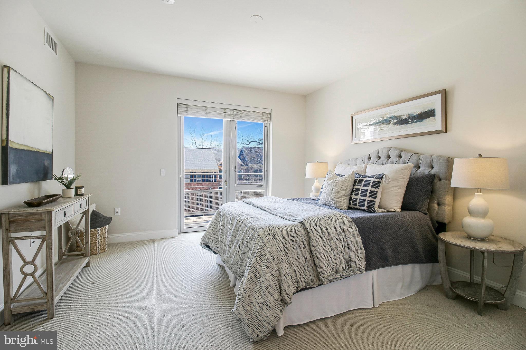 FALLS CHURCH CITY - Residential