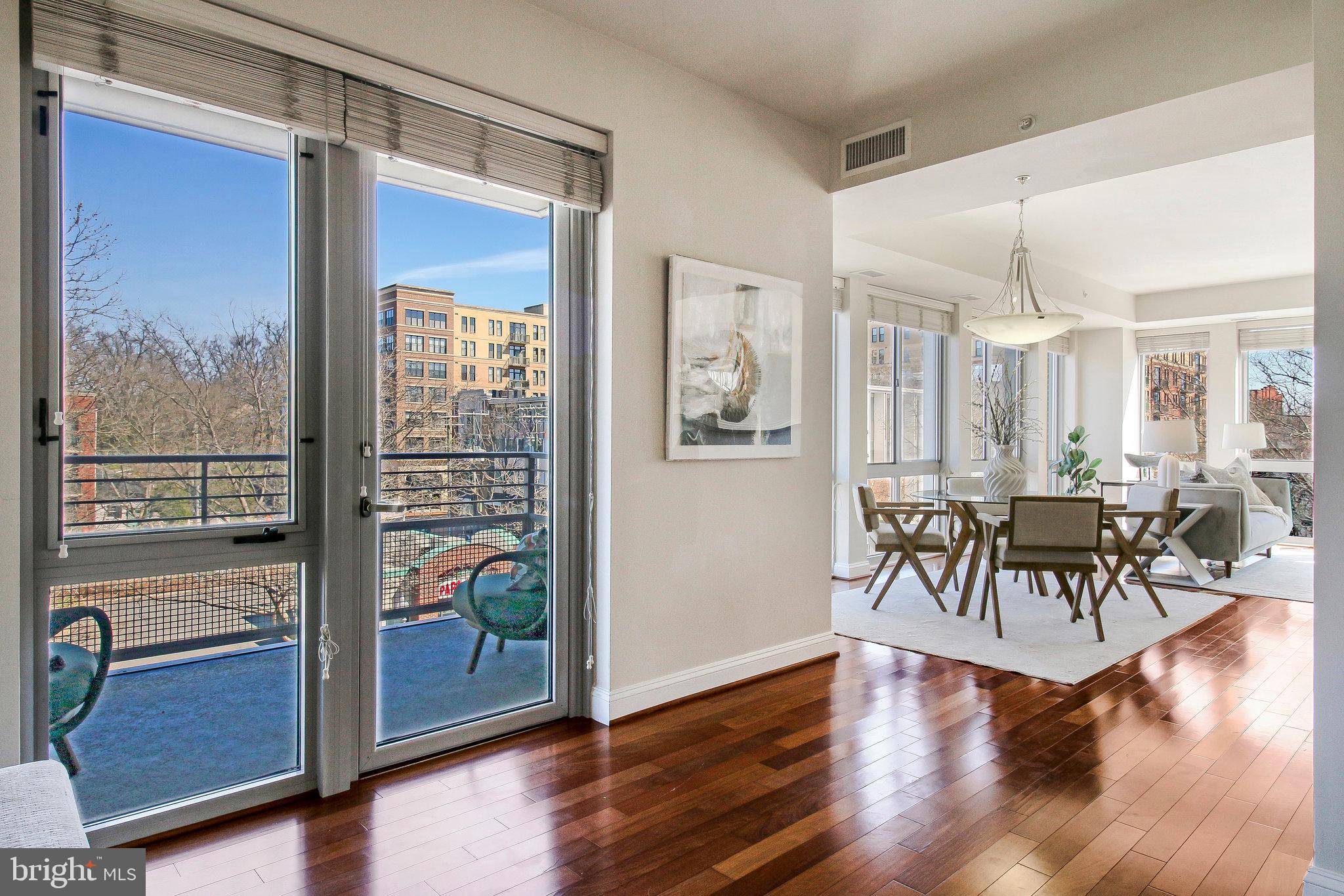 FALLS CHURCH CITY - Residential