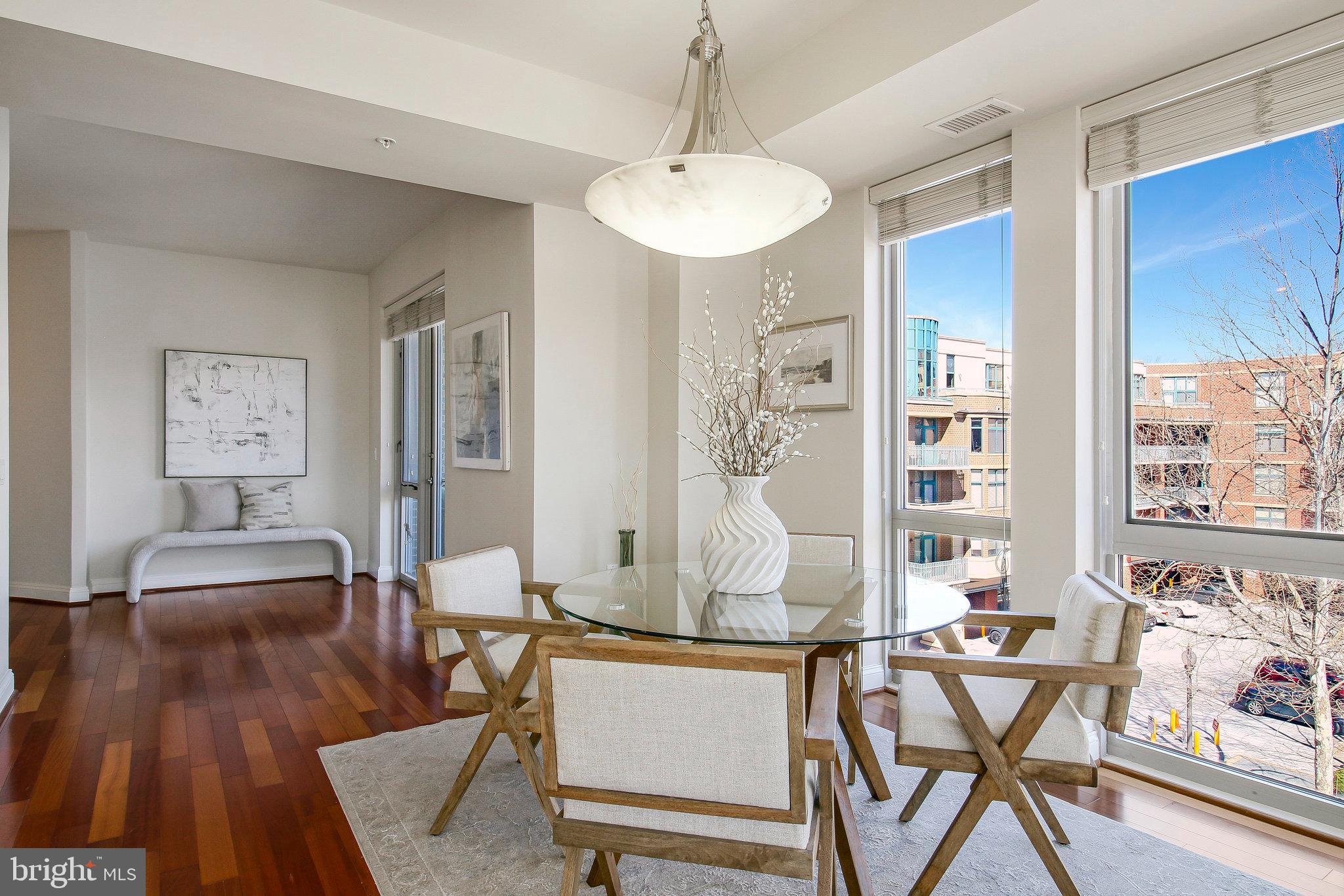 FALLS CHURCH CITY - Residential