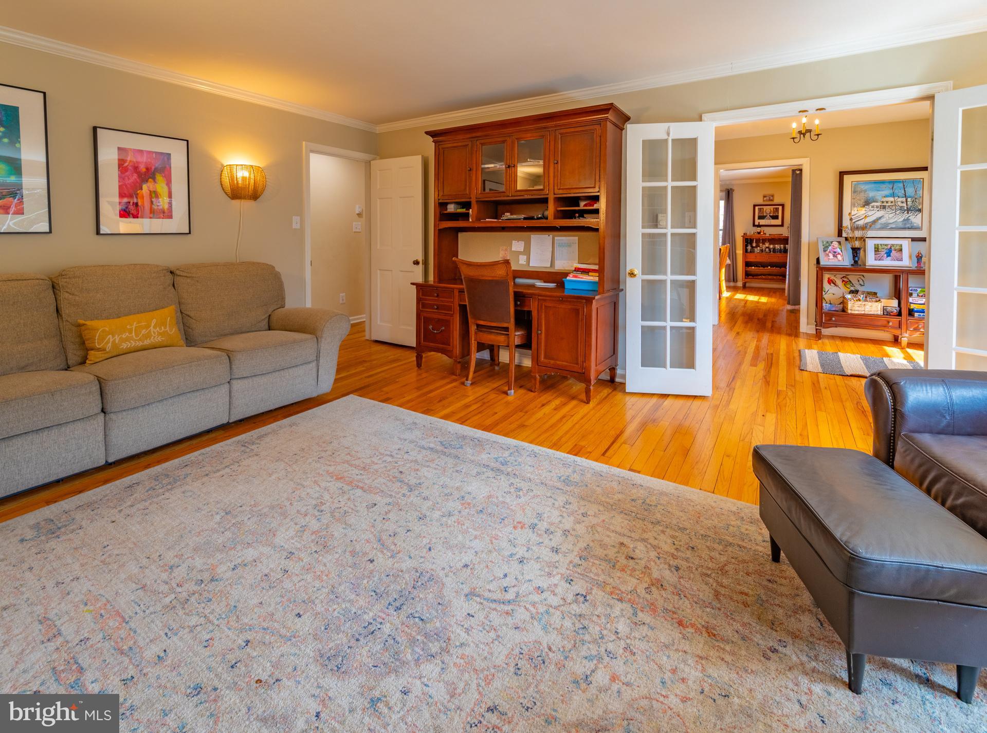 THORNBURY - Residential