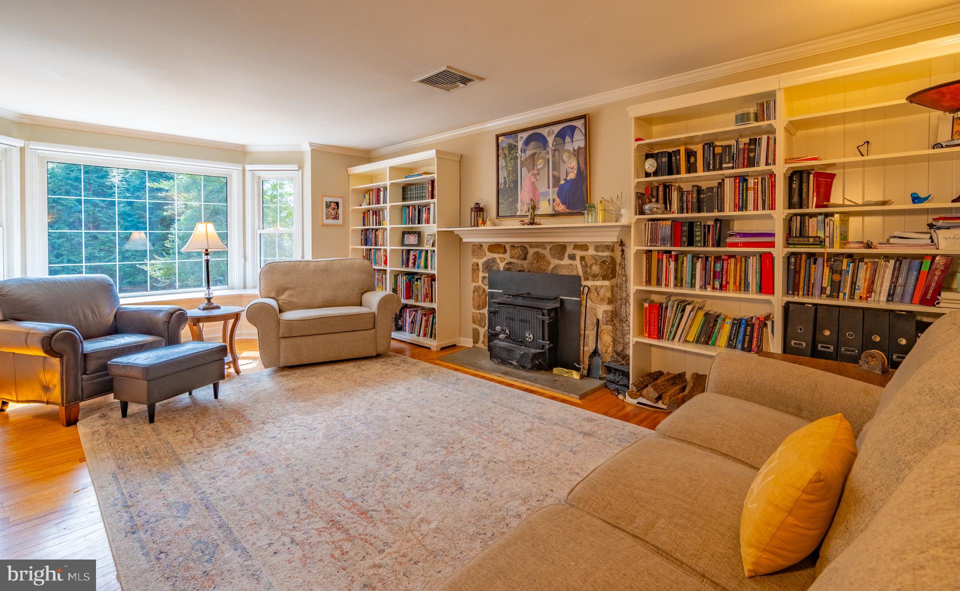 THORNBURY - Residential