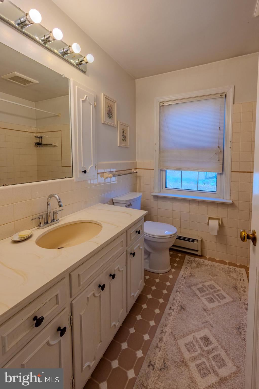 THORNBURY - Residential