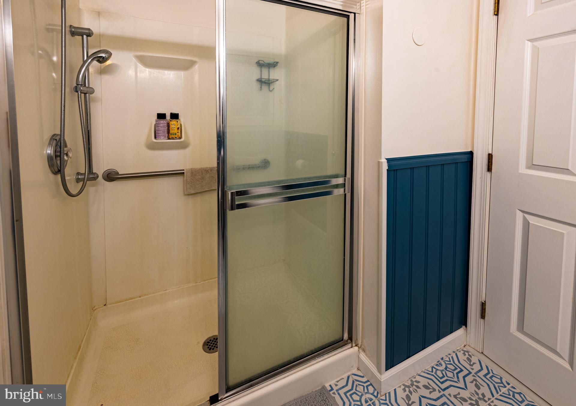 THORNBURY - Residential