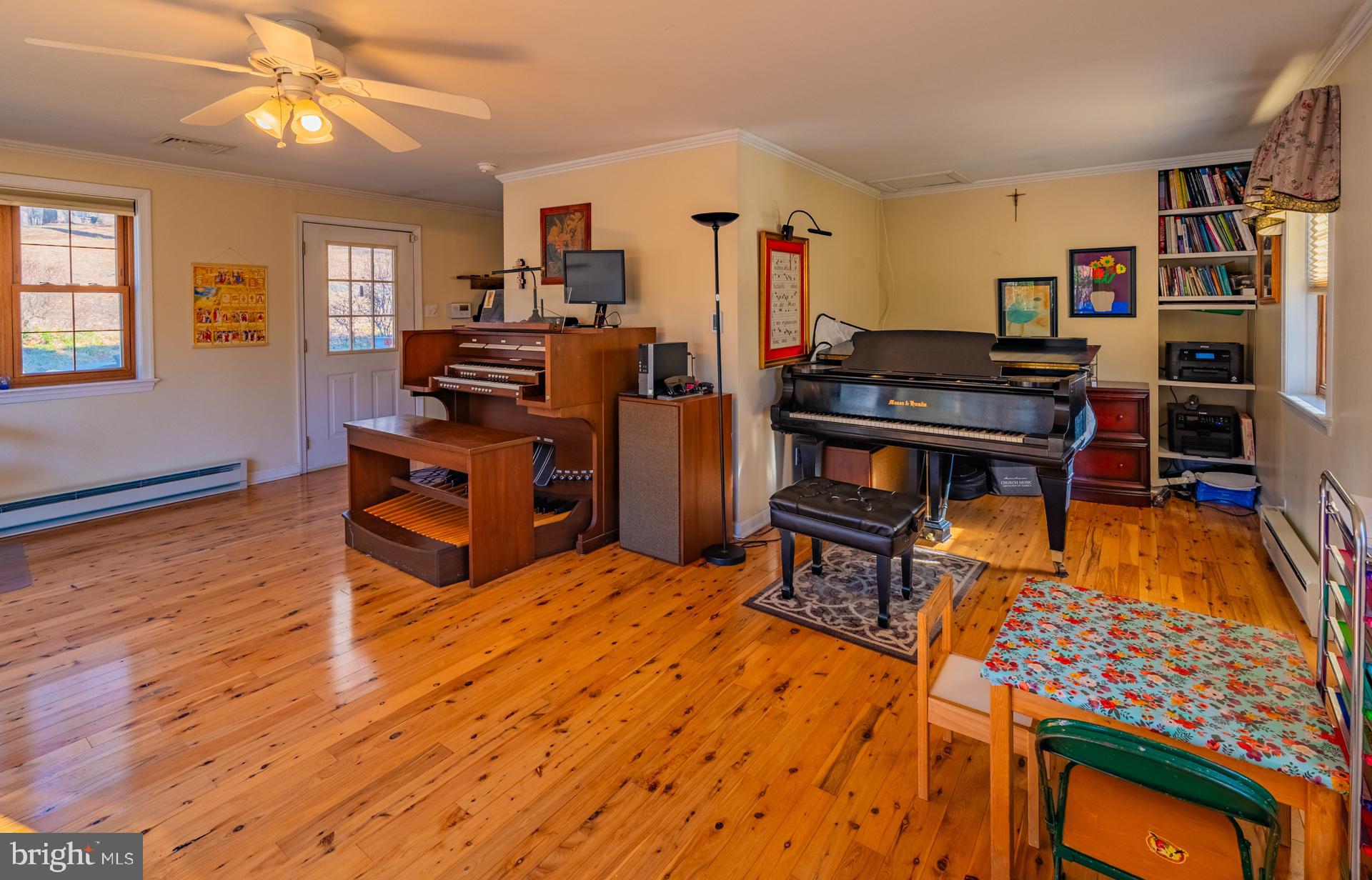 THORNBURY - Residential