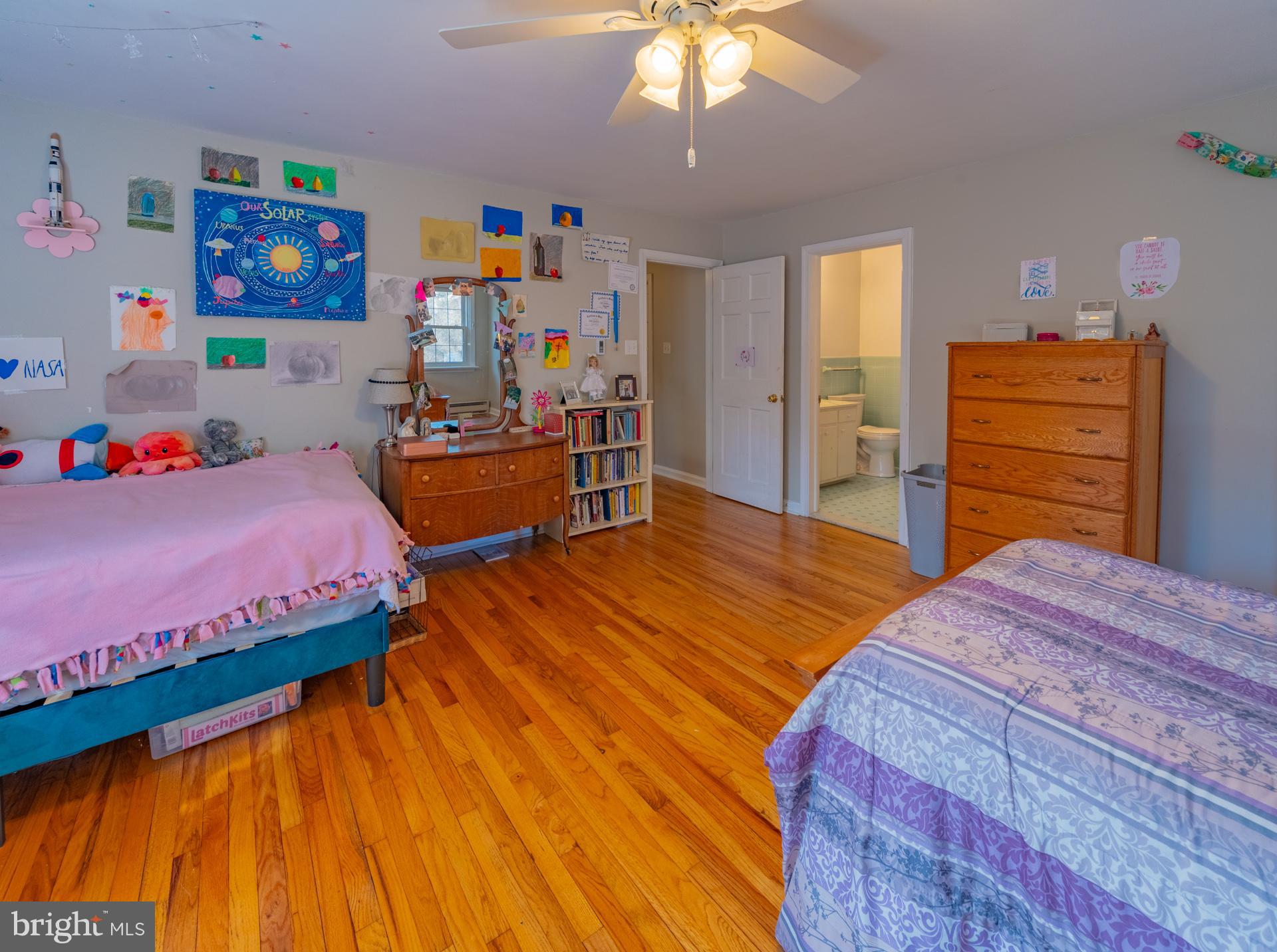 THORNBURY - Residential