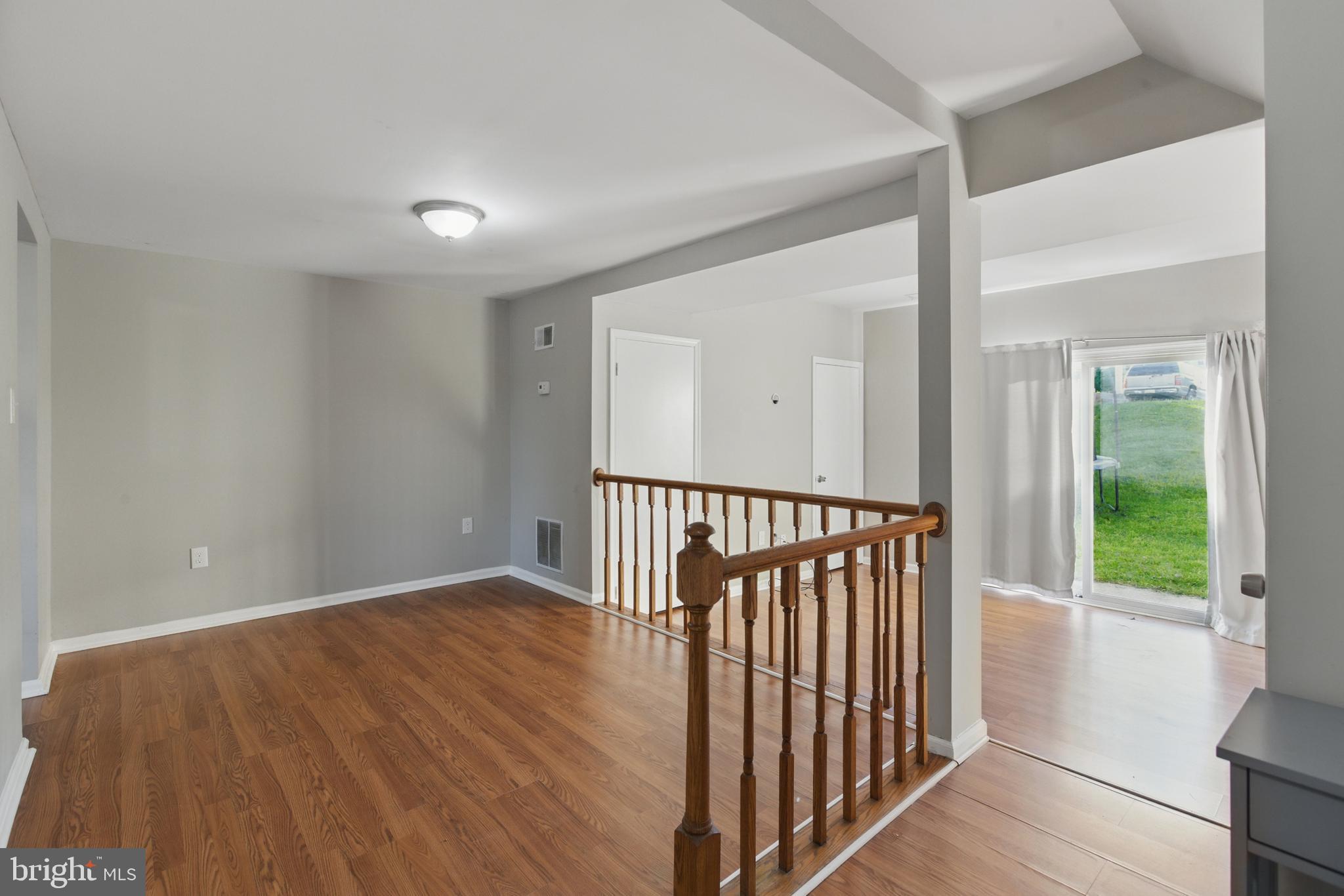 CHESTER GROVE - Residential