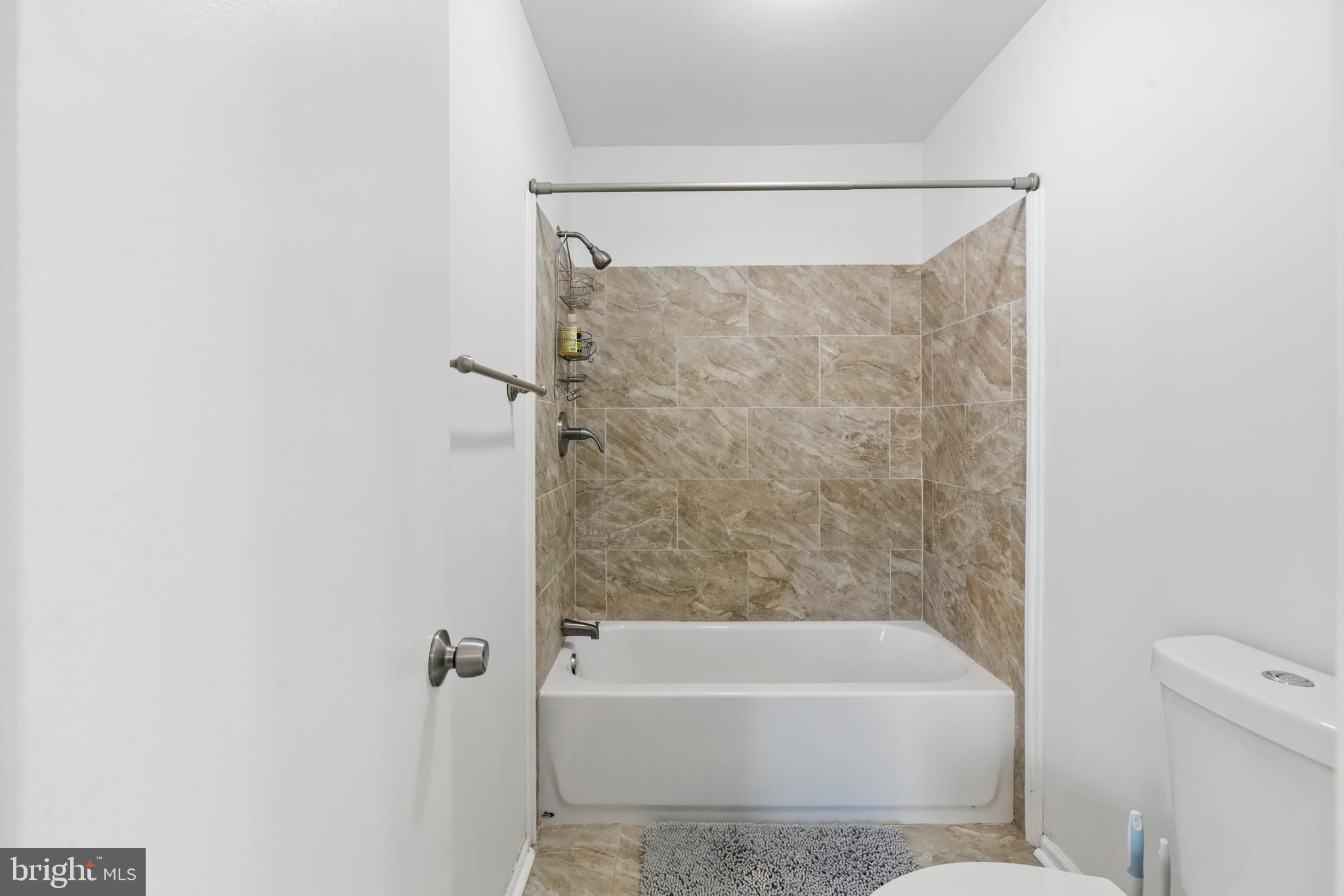 CHESTER GROVE - Residential