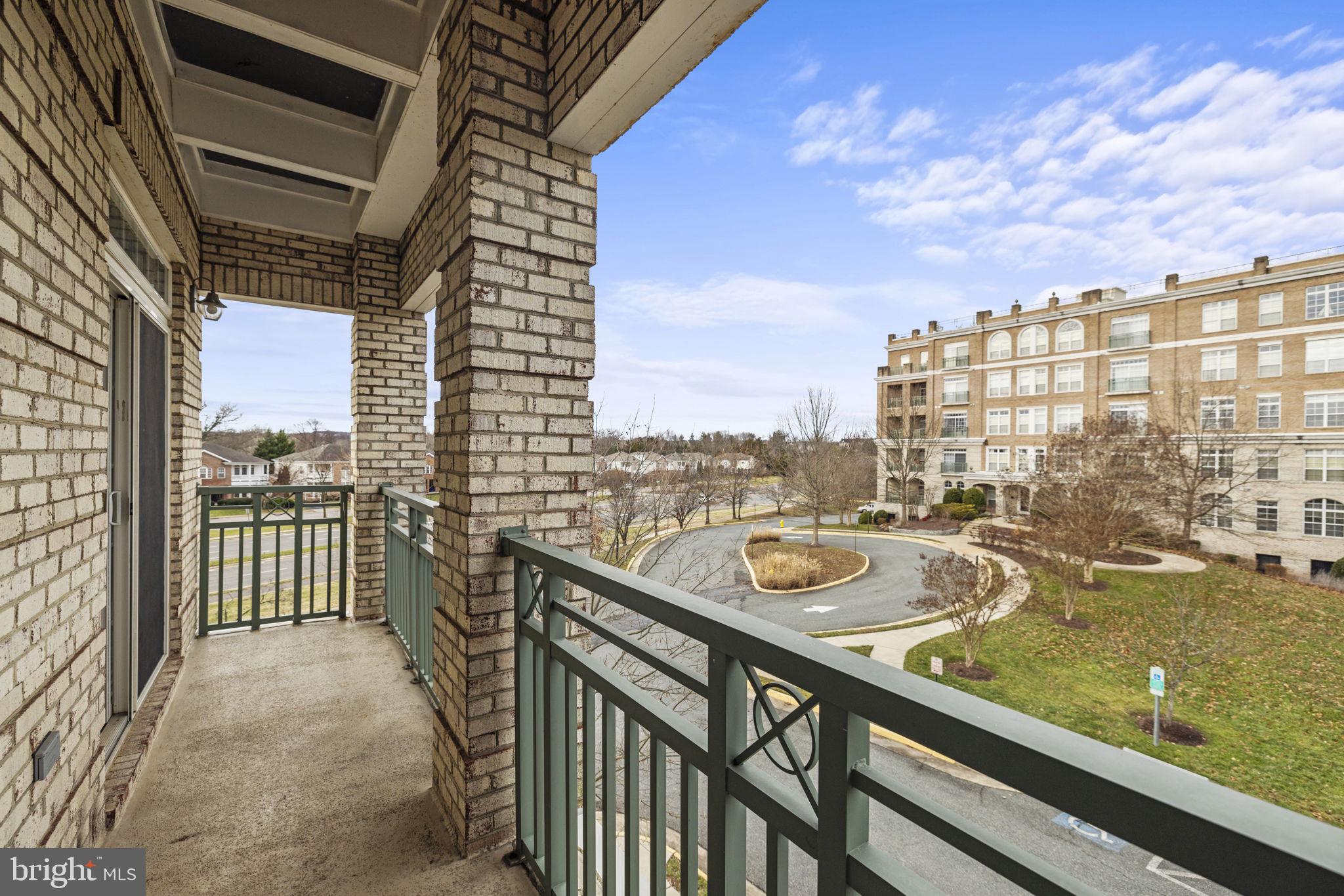 RIVER CLUB 1 AT BELMONT - Residential