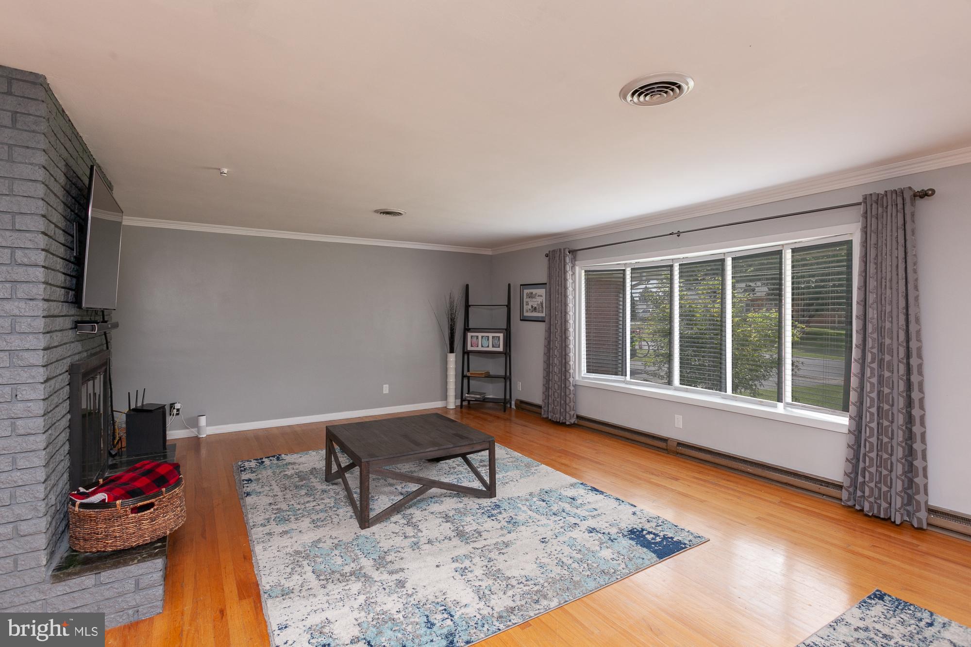 PLEASANT VIEW - Residential