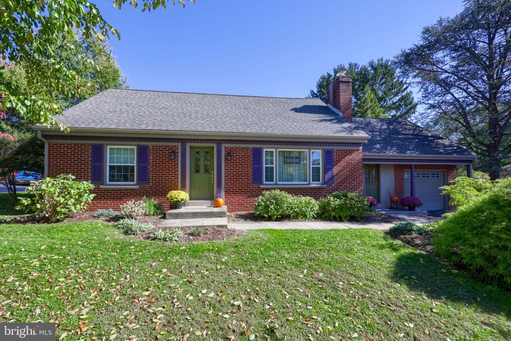 Photo of 1861 Amity Drive, LANCASTER, PA 17601 (MLS # PALA2097734)