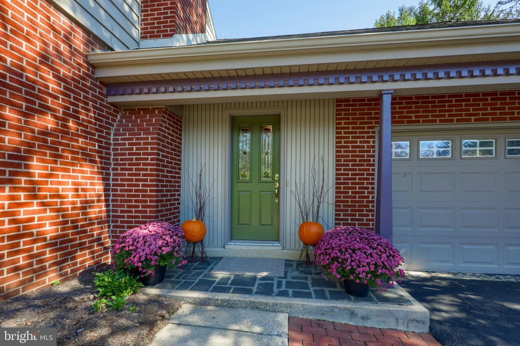 Photo of 1861 Amity Drive, LANCASTER, PA 17601 (MLS # PALA2097734)