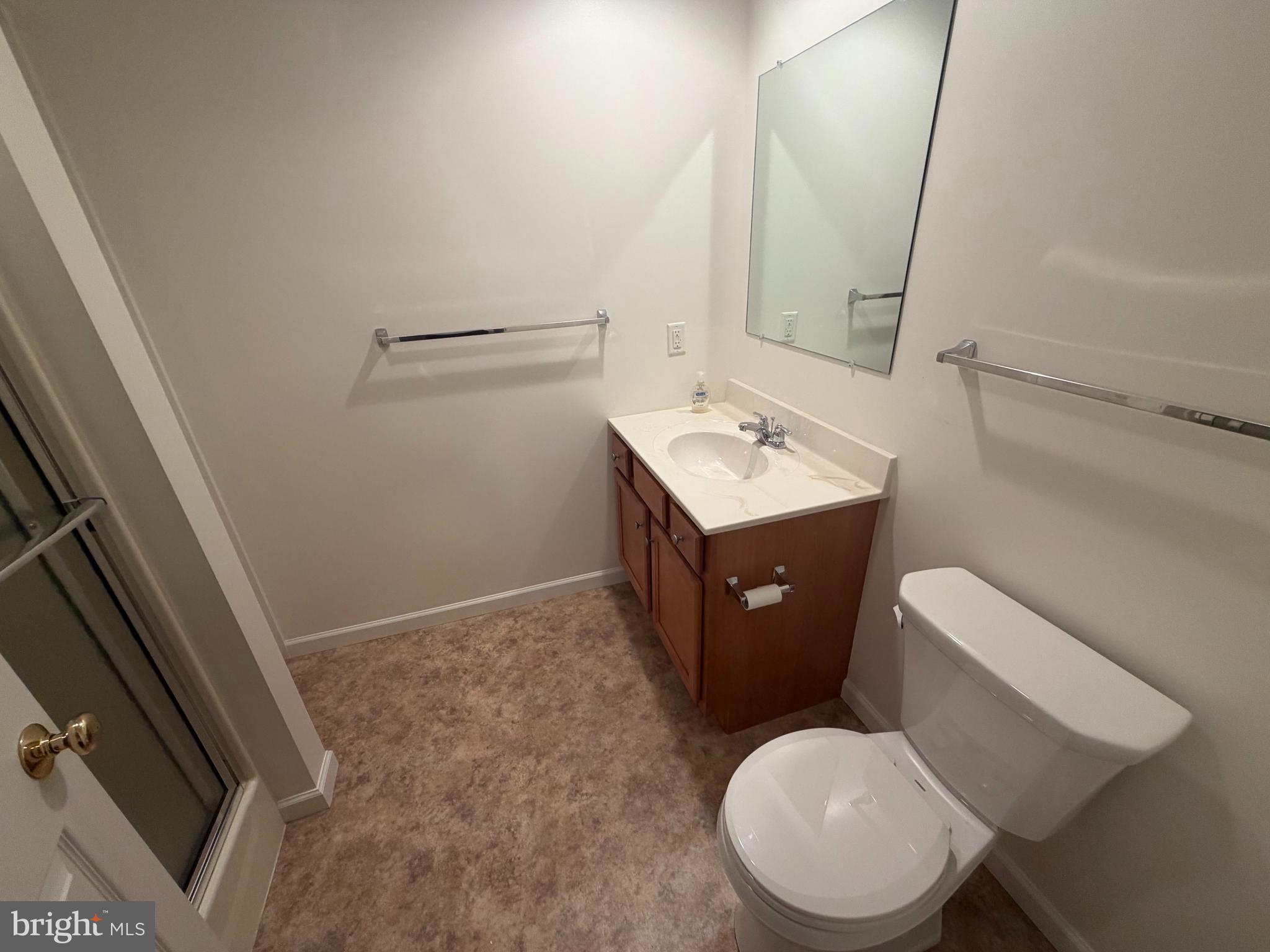 KISSEL HILL COMMONS - Residential