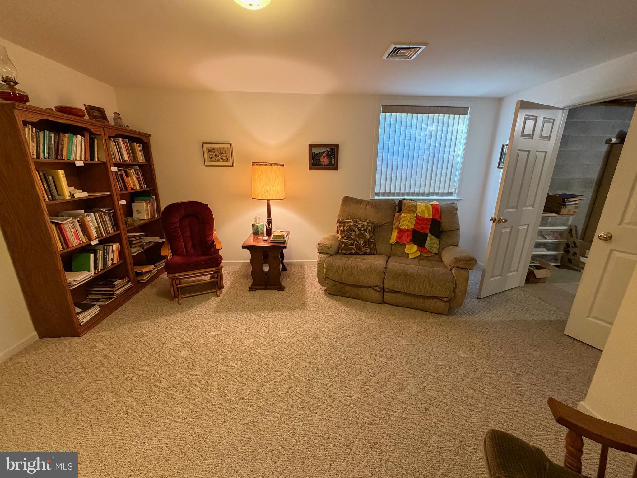 KISSEL HILL COMMONS - Residential