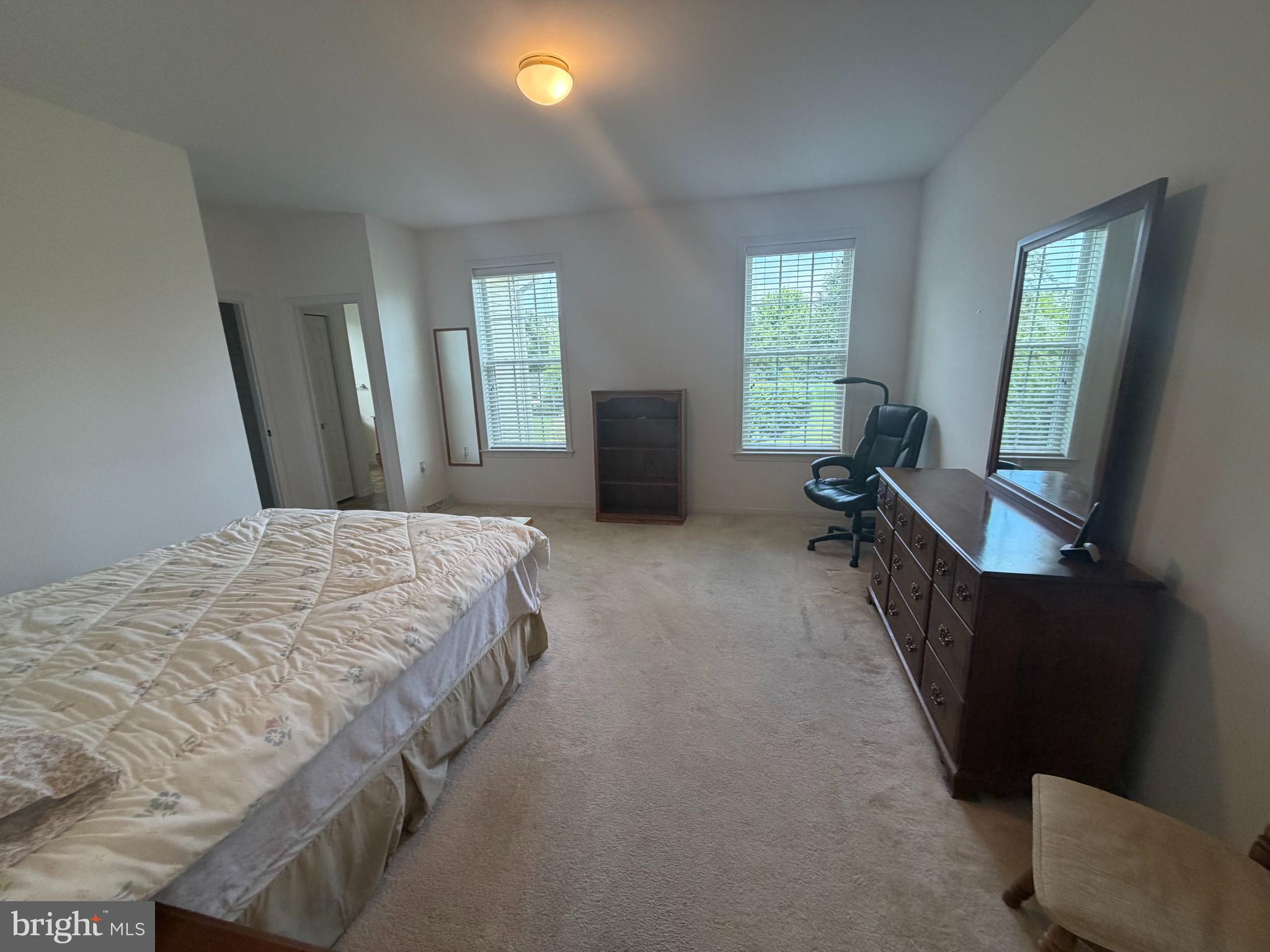 KISSEL HILL COMMONS - Residential