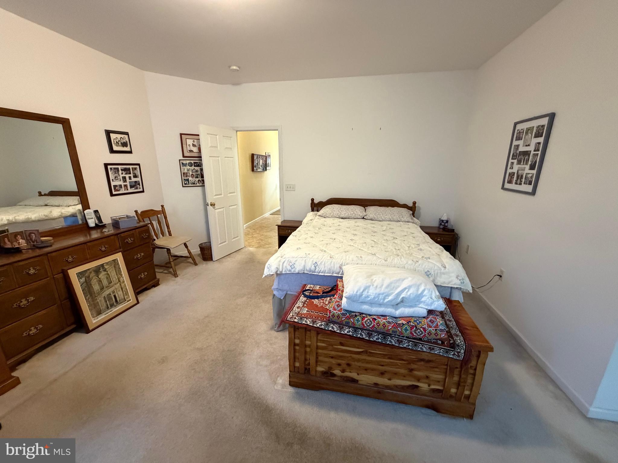 KISSEL HILL COMMONS - Residential