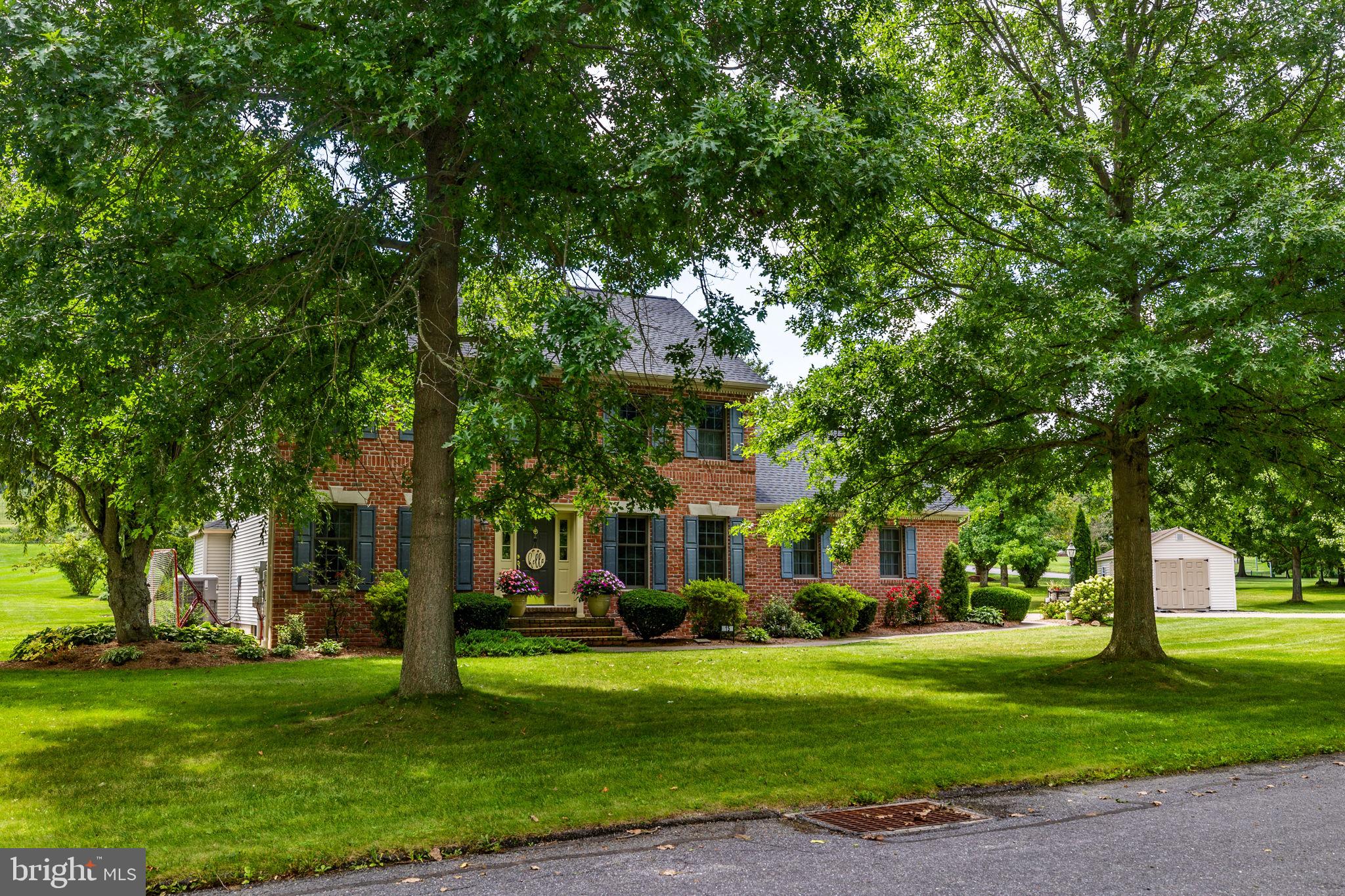 15 FARM HOUSE LANE