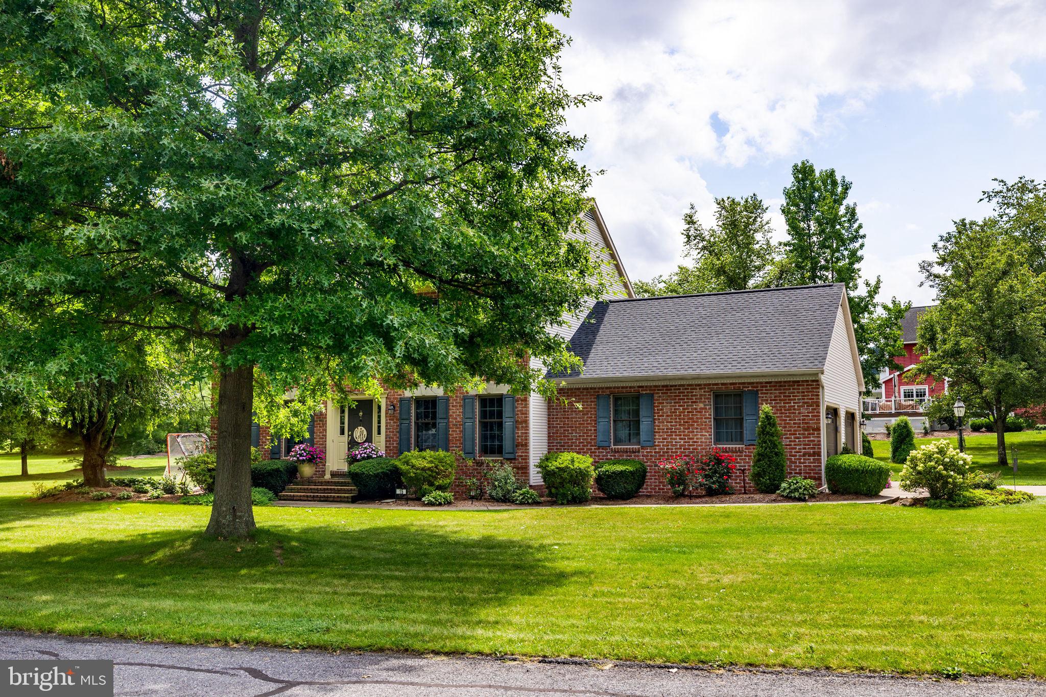 15 FARM HOUSE LANE