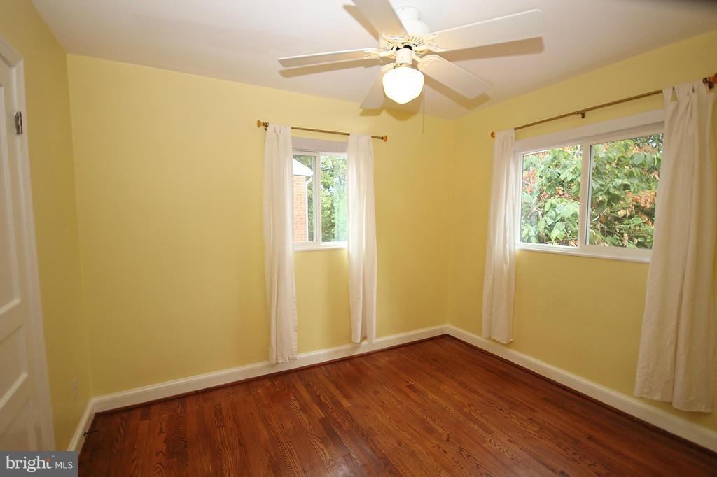 ROSEMONT - Residential Lease