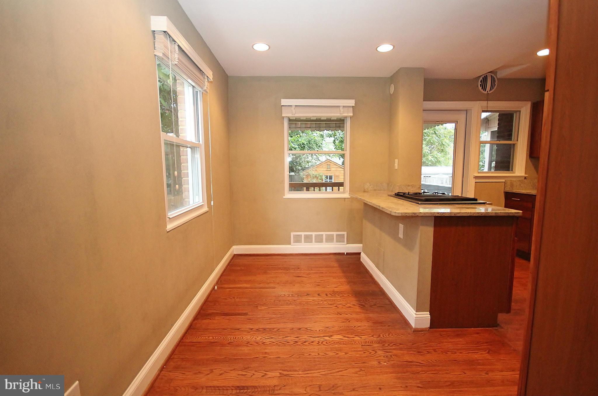 ROSEMONT - Residential Lease