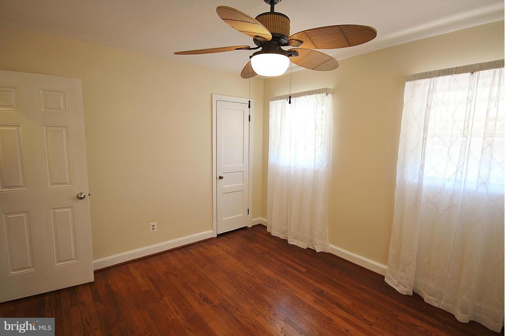 ROSEMONT - Residential Lease