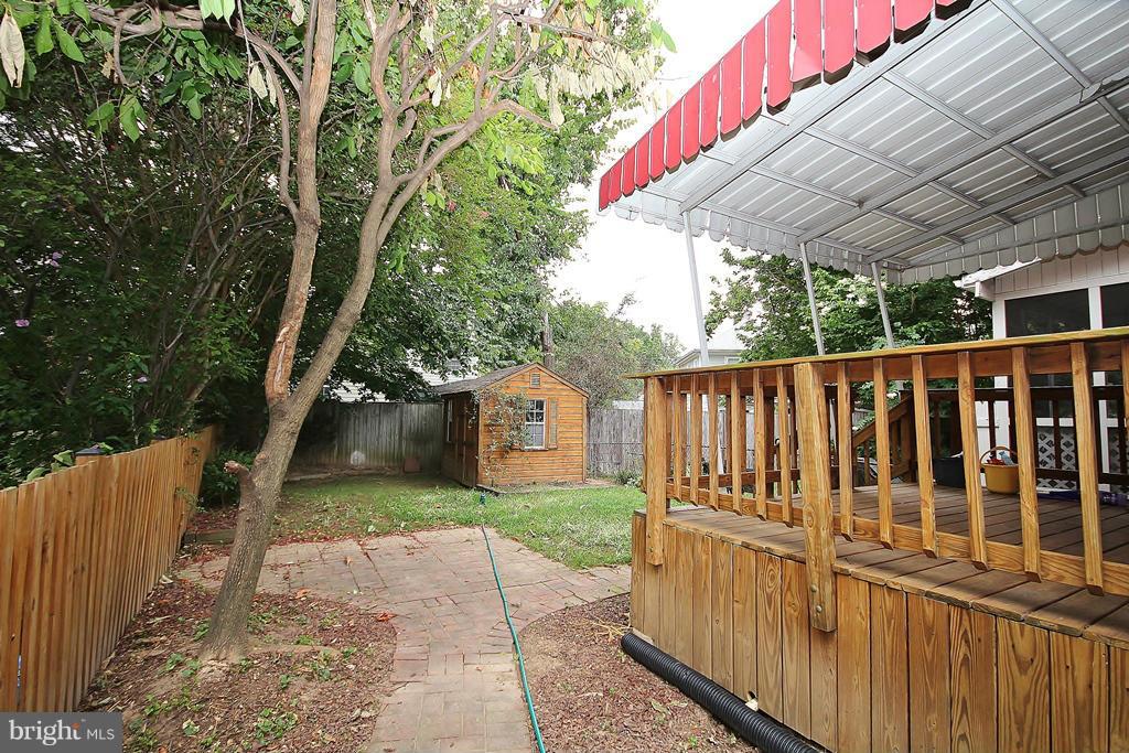 ROSEMONT - Residential Lease