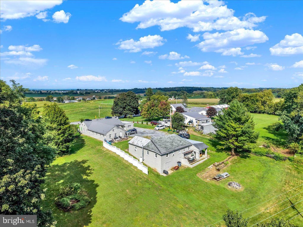 Photo of 1578 Beaver Valley Pike, WILLOW STREET, PA 17584 (MLS # PALA2097442)