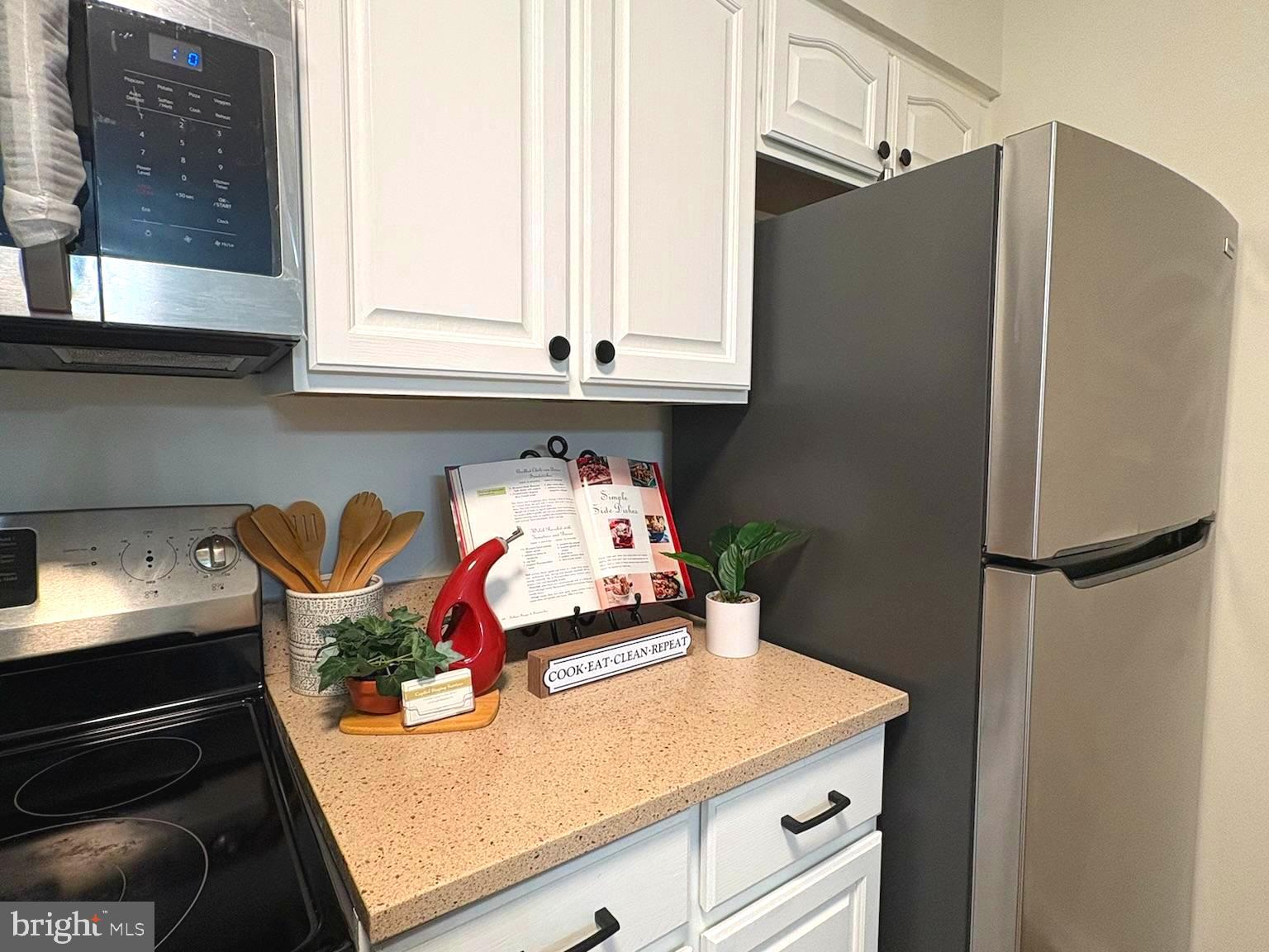 THE MEADOWS - Residential