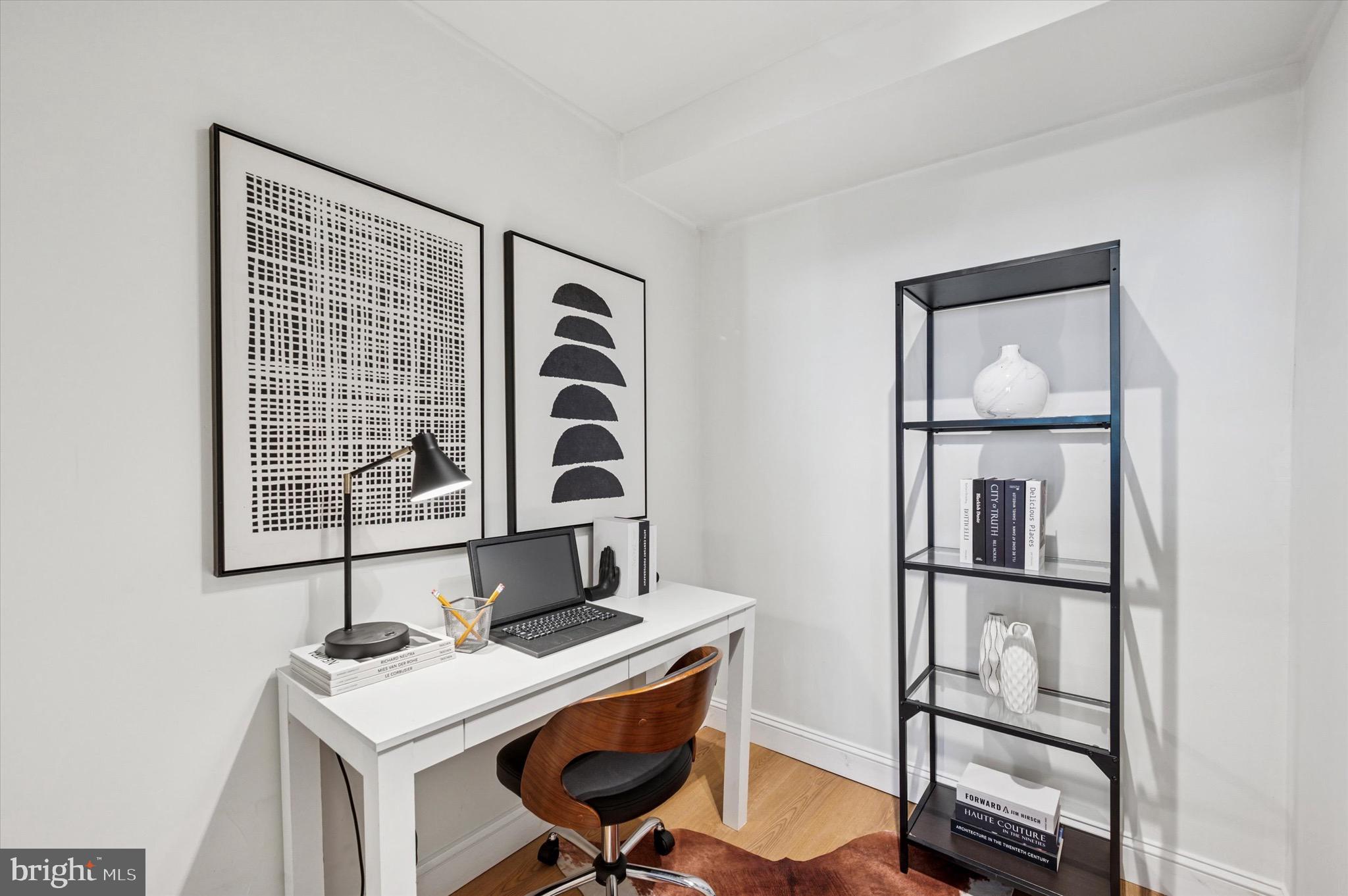 SOCIETY HILL - Residential