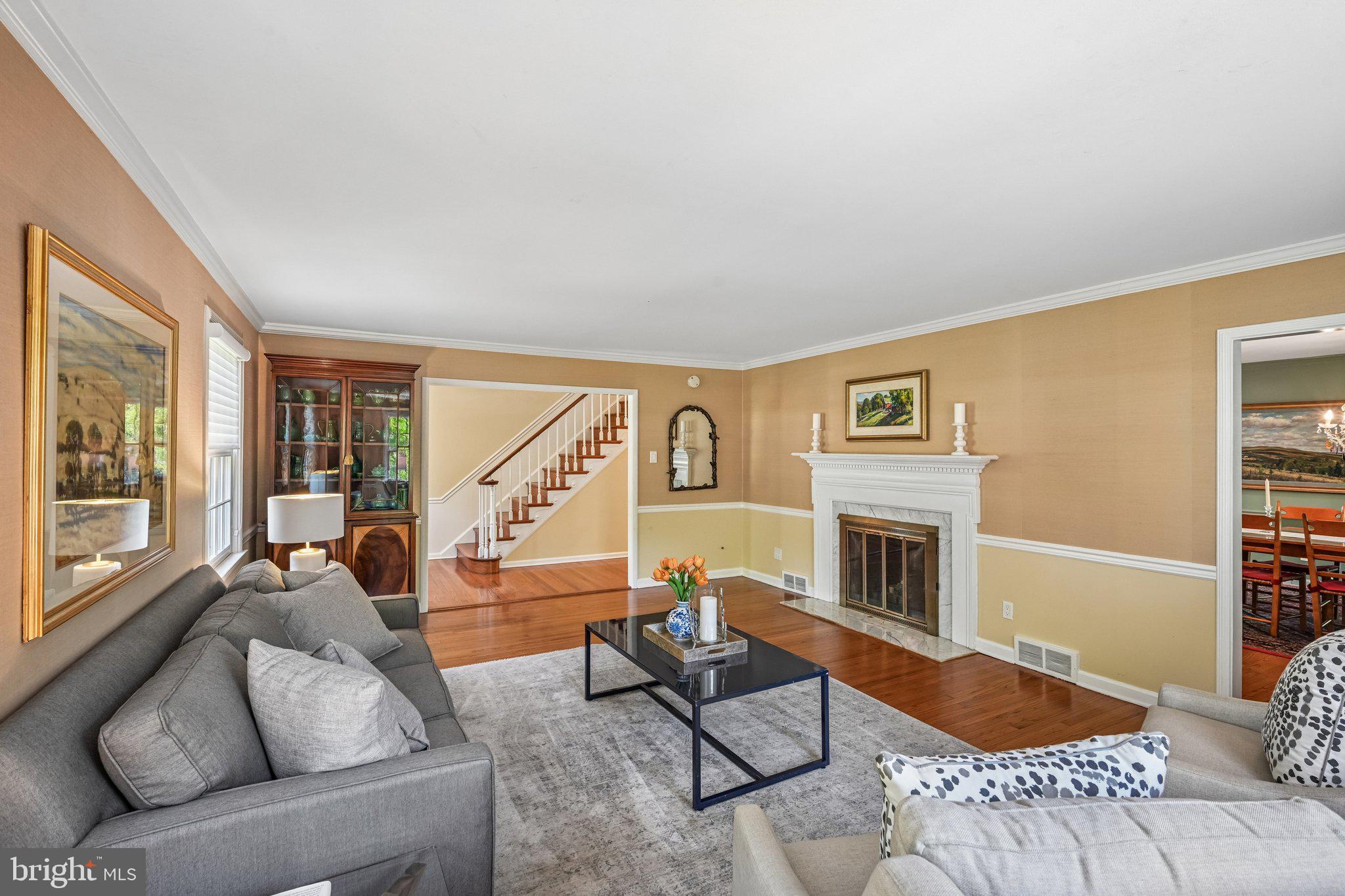 263 S ROBERTS ROAD