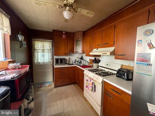 319 LINDEN STREET A