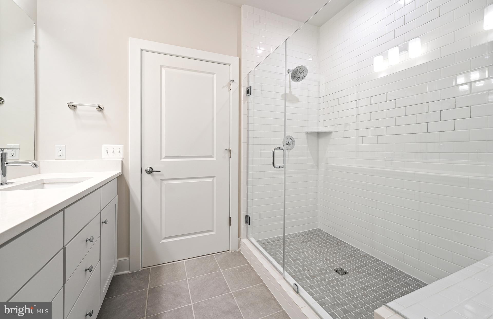 THE FLATS AT NATIONAL HARBOR - Residential